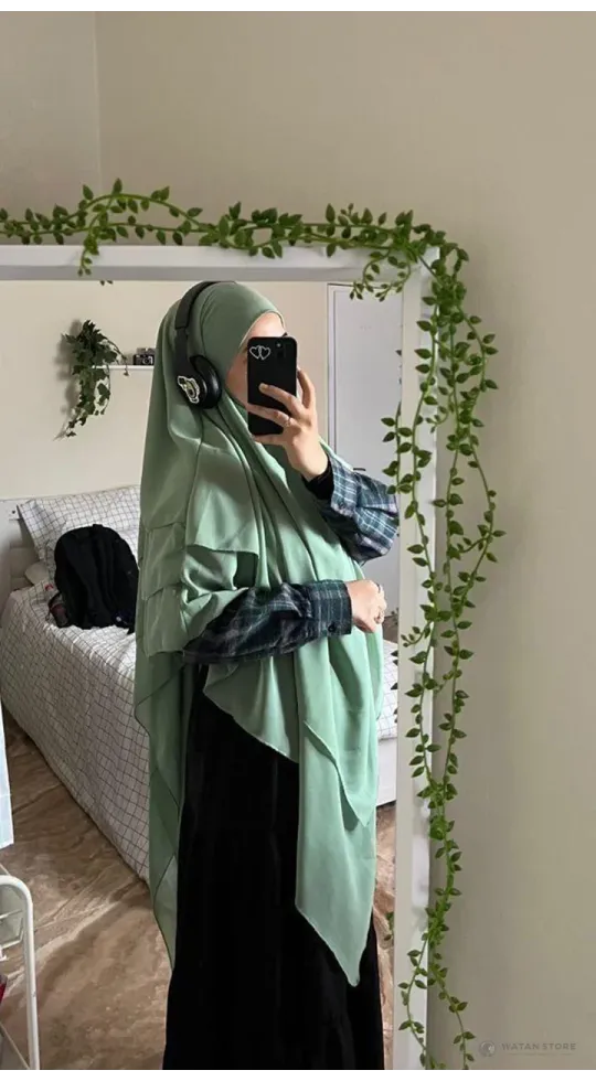 خمار حسناء