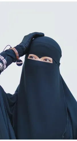 نقاب صقر