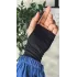 معصم يد بإصبع