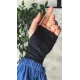 معصم يد بإصبع