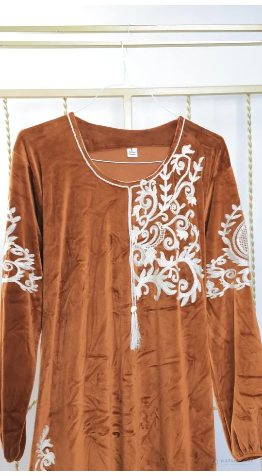 دشداشه مخمل مروة